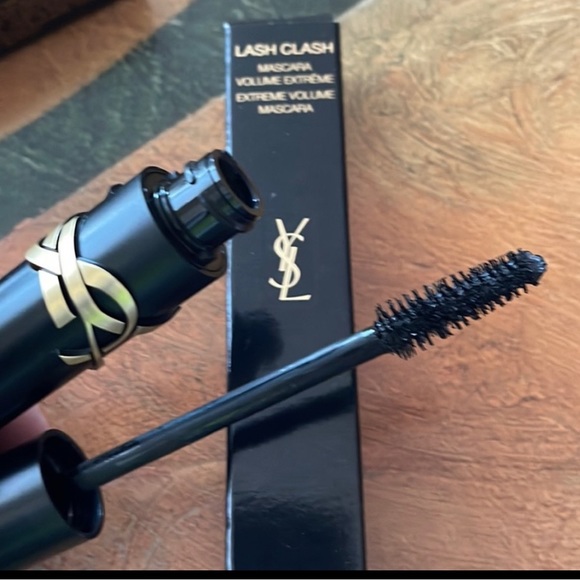 Yves Saint Laurent Other - YSL mascara, black. New